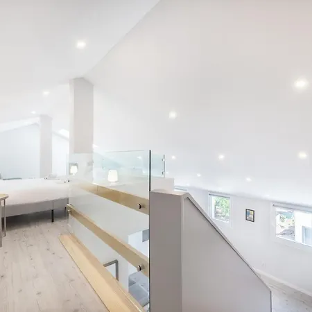 Oriente By Olala Homes *